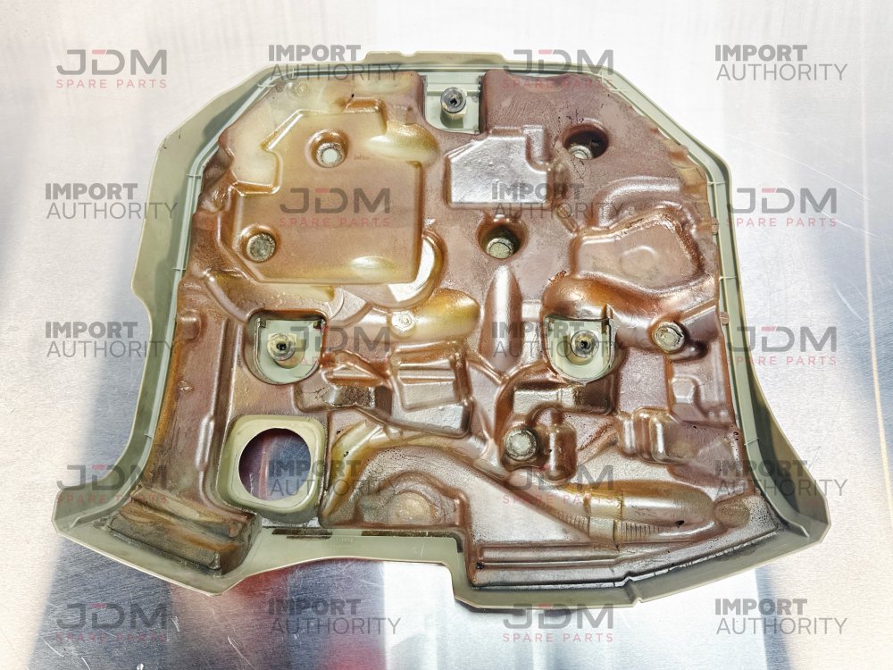 ENGINE COVER